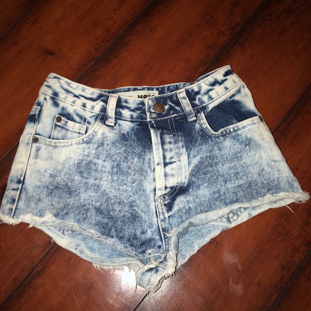 Top shop Highwaisted jean shorts